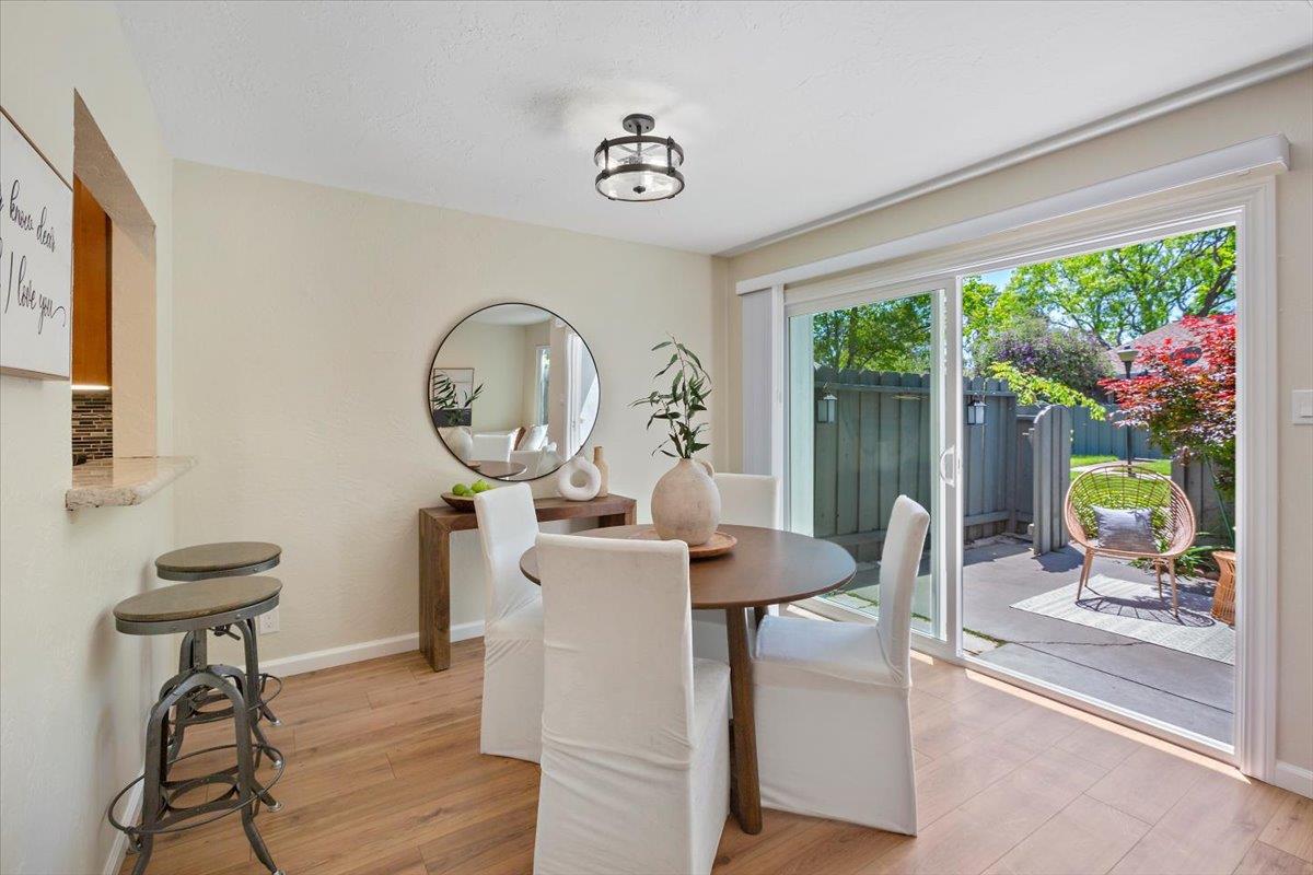 Detail Gallery Image 10 of 47 For 4618 Japonica Way, San Jose,  CA 95129 - 4 Beds | 2/1 Baths