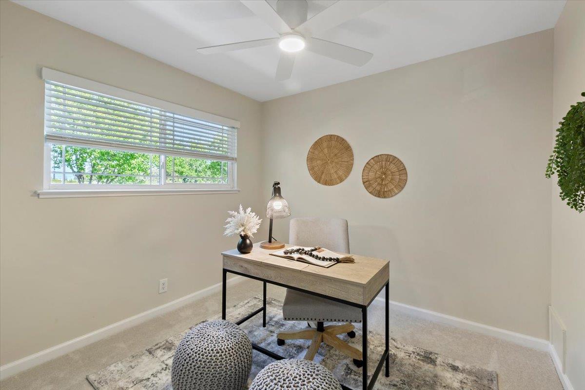 Detail Gallery Image 14 of 47 For 4618 Japonica Way, San Jose,  CA 95129 - 4 Beds | 2/1 Baths