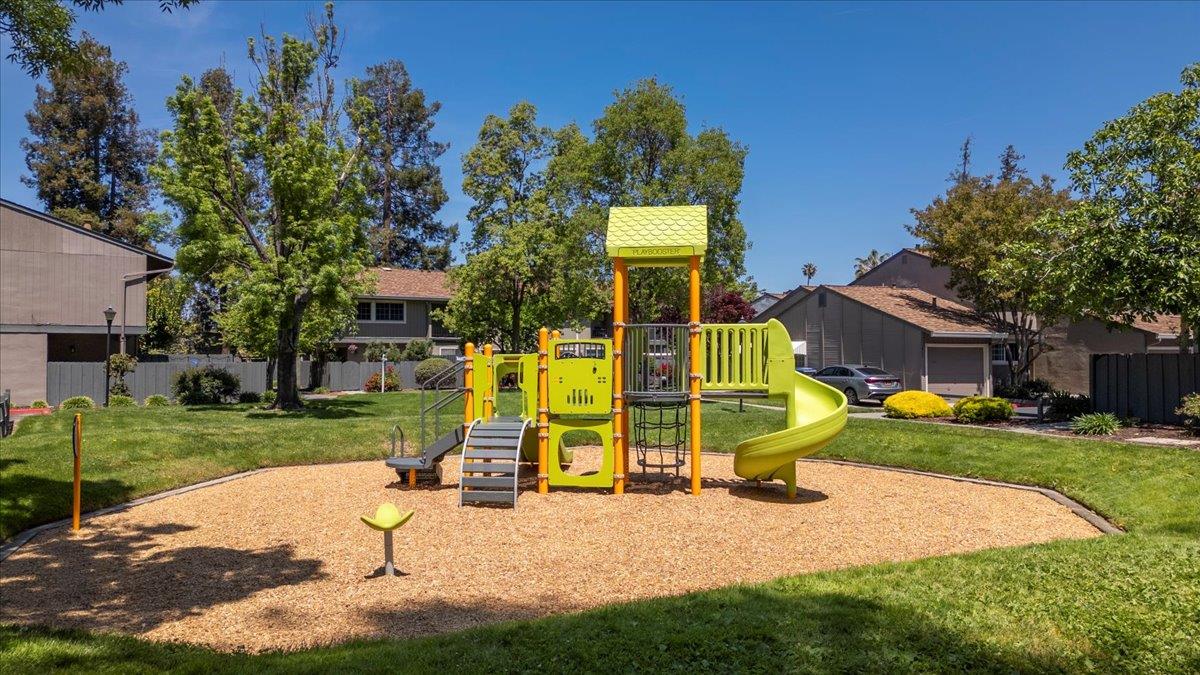 Detail Gallery Image 23 of 47 For 4618 Japonica Way, San Jose,  CA 95129 - 4 Beds | 2/1 Baths
