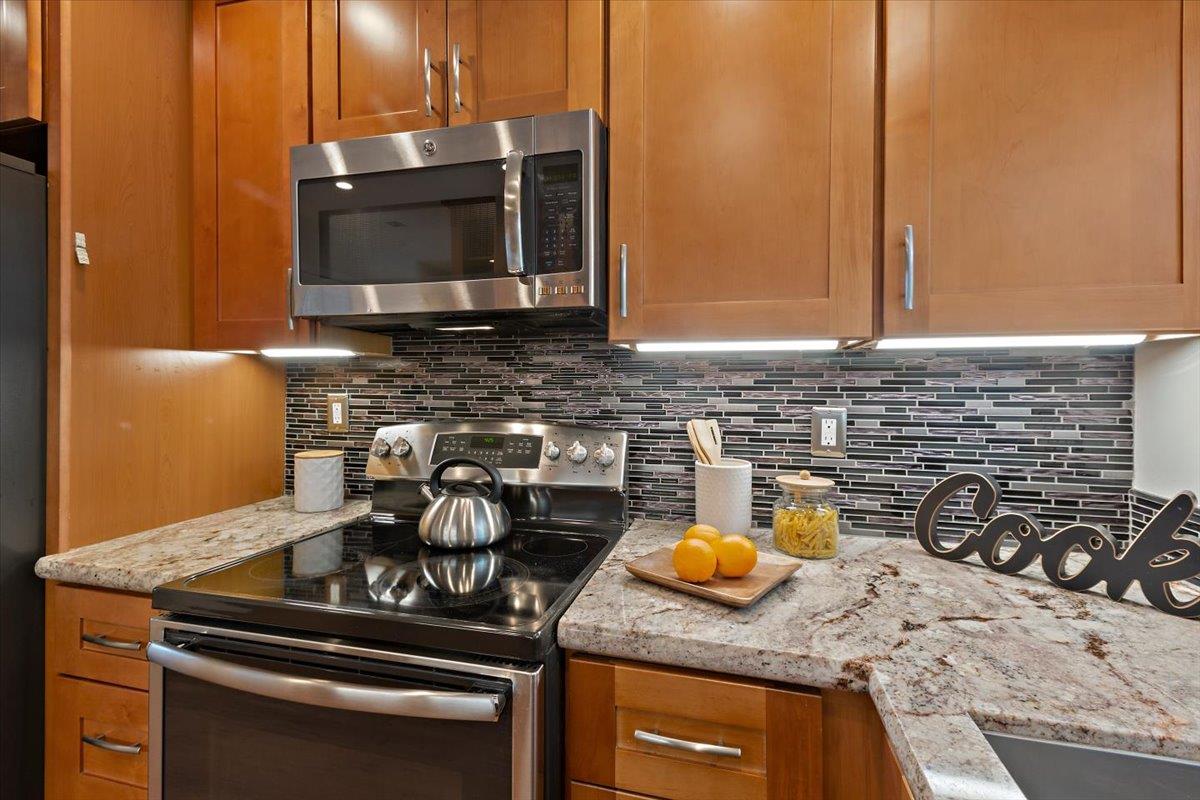 Detail Gallery Image 31 of 47 For 4618 Japonica Way, San Jose,  CA 95129 - 4 Beds | 2/1 Baths