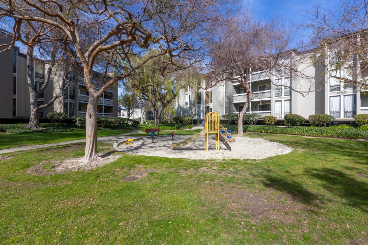Detail Gallery Image 33 of 39 For 1061 Beach Park Blvd #216,  Foster City,  CA 94404 - 2 Beds | 2 Baths