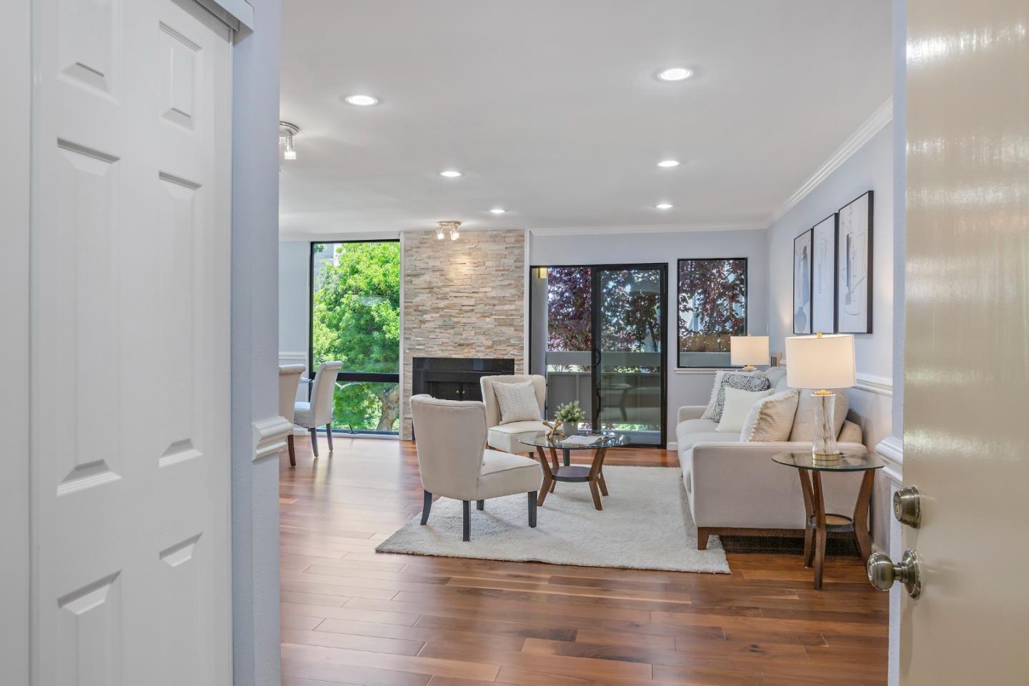 Detail Gallery Image 4 of 39 For 1061 Beach Park Blvd #216,  Foster City,  CA 94404 - 2 Beds | 2 Baths