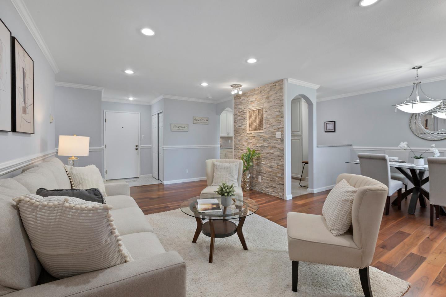 Detail Gallery Image 8 of 39 For 1061 Beach Park Blvd #216,  Foster City,  CA 94404 - 2 Beds | 2 Baths