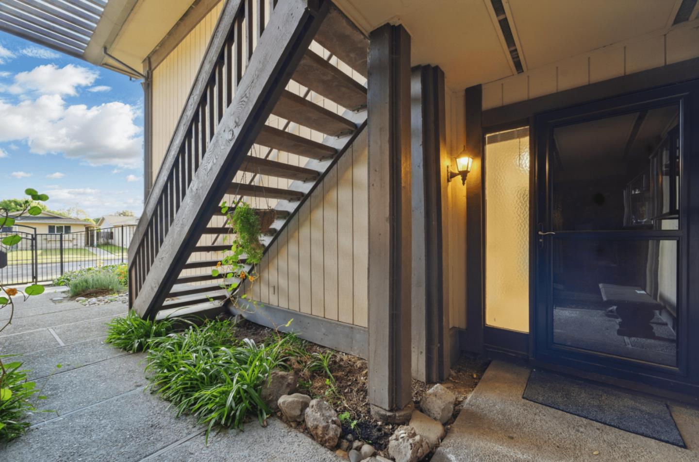 Detail Gallery Image 3 of 22 For 4303 Sacramento Ave #124,  Fremont,  CA 94538 - 1 Beds | 1 Baths