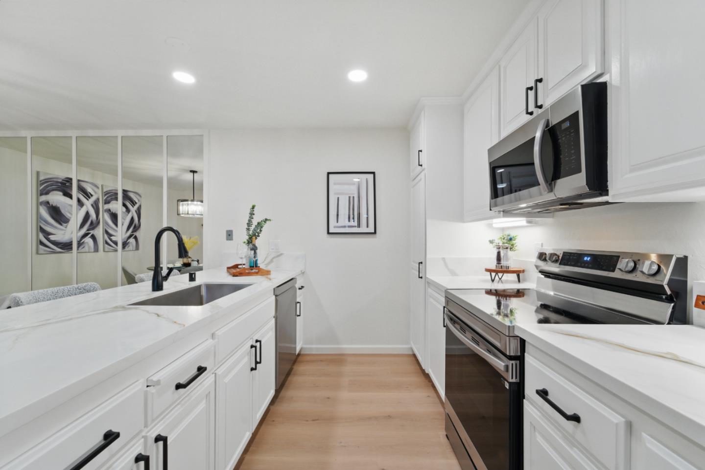 Detail Gallery Image 9 of 22 For 4303 Sacramento Ave #124,  Fremont,  CA 94538 - 1 Beds | 1 Baths