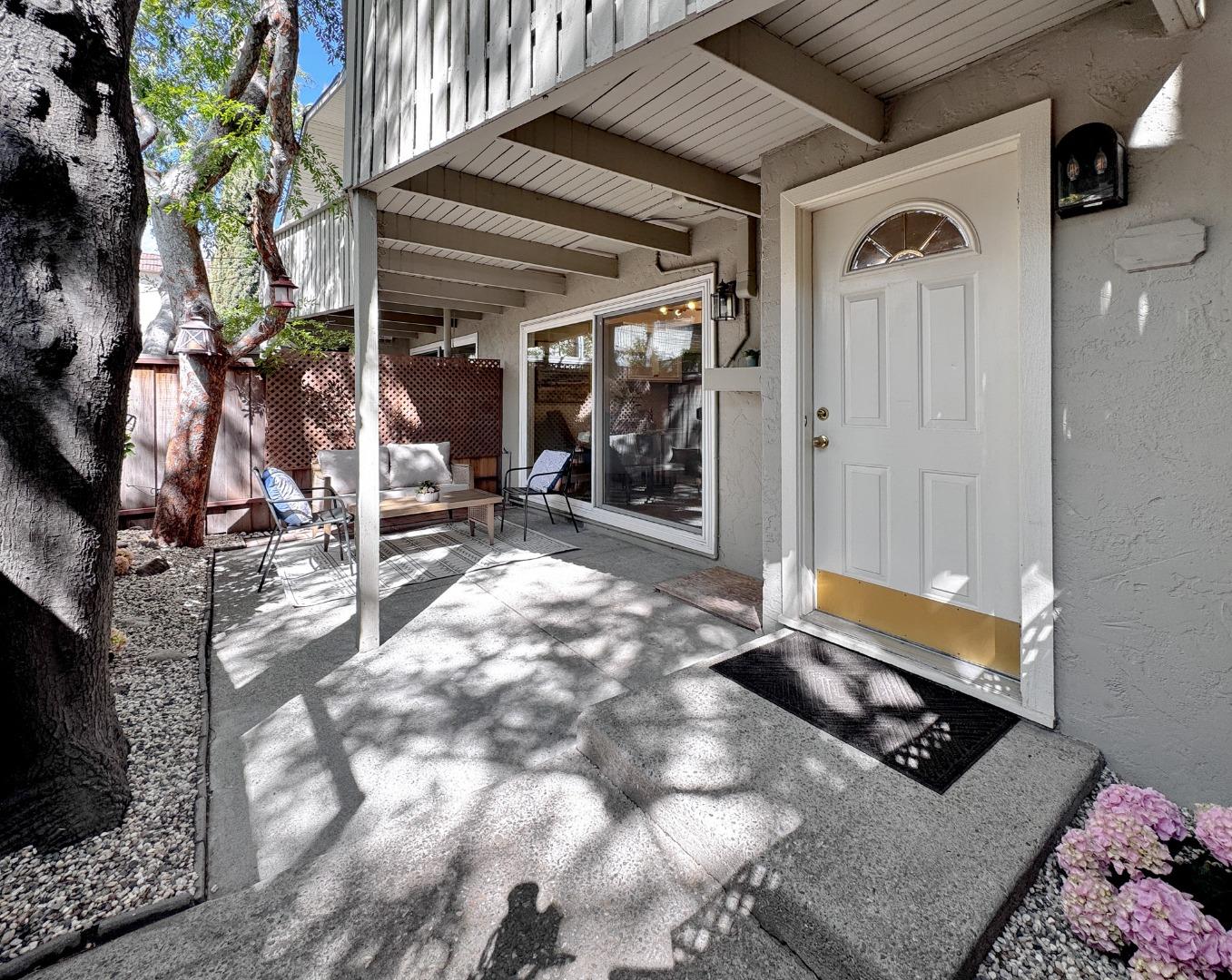 Detail Gallery Image 5 of 20 For 1155 Weyburn Ln #30,  San Jose,  CA 95129 - 2 Beds | 1 Baths