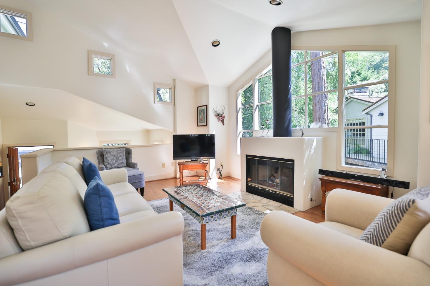 Detail Gallery Image 11 of 49 For 0 4th Se 3 Se of Torres Ave, Carmel,  CA 93921 - 2 Beds | 2 Baths