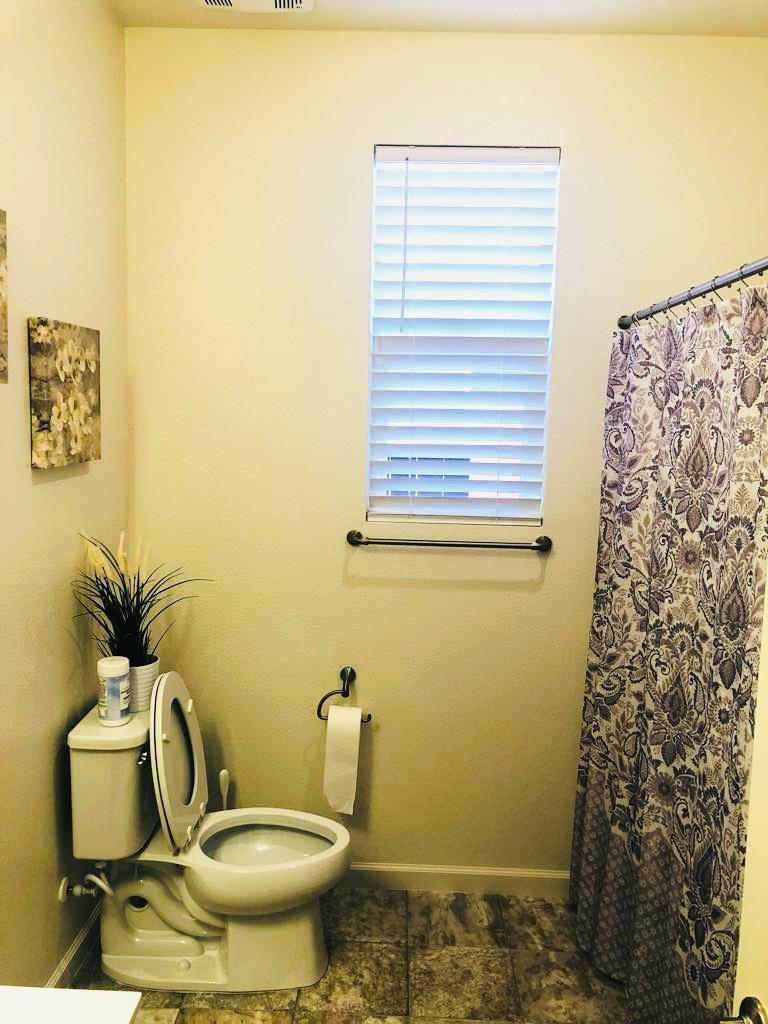 Detail Gallery Image 15 of 24 For 1630 Red Ribbons Ln, Manteca,  CA 95337 - 4 Beds | 2 Baths