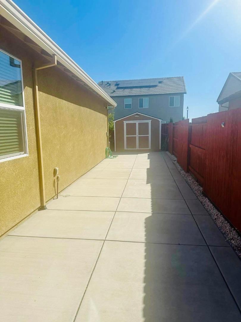 Detail Gallery Image 23 of 24 For 1630 Red Ribbons Ln, Manteca,  CA 95337 - 4 Beds | 2 Baths