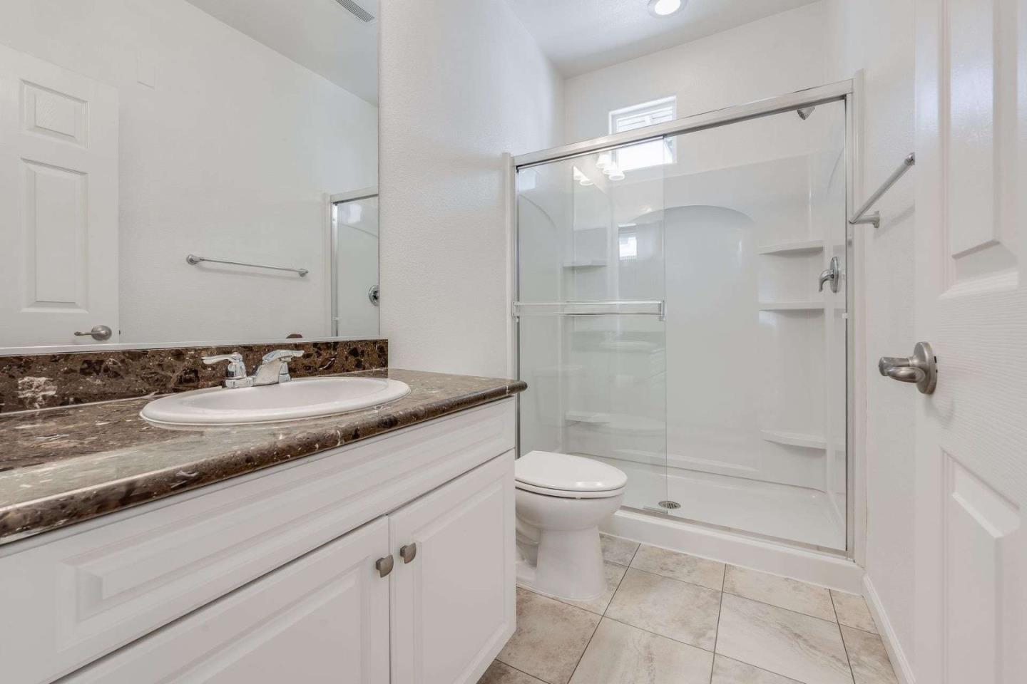 Detail Gallery Image 13 of 28 For 2099 Vincenzo, San Jose,  CA 95133 - 3 Beds | 3 Baths