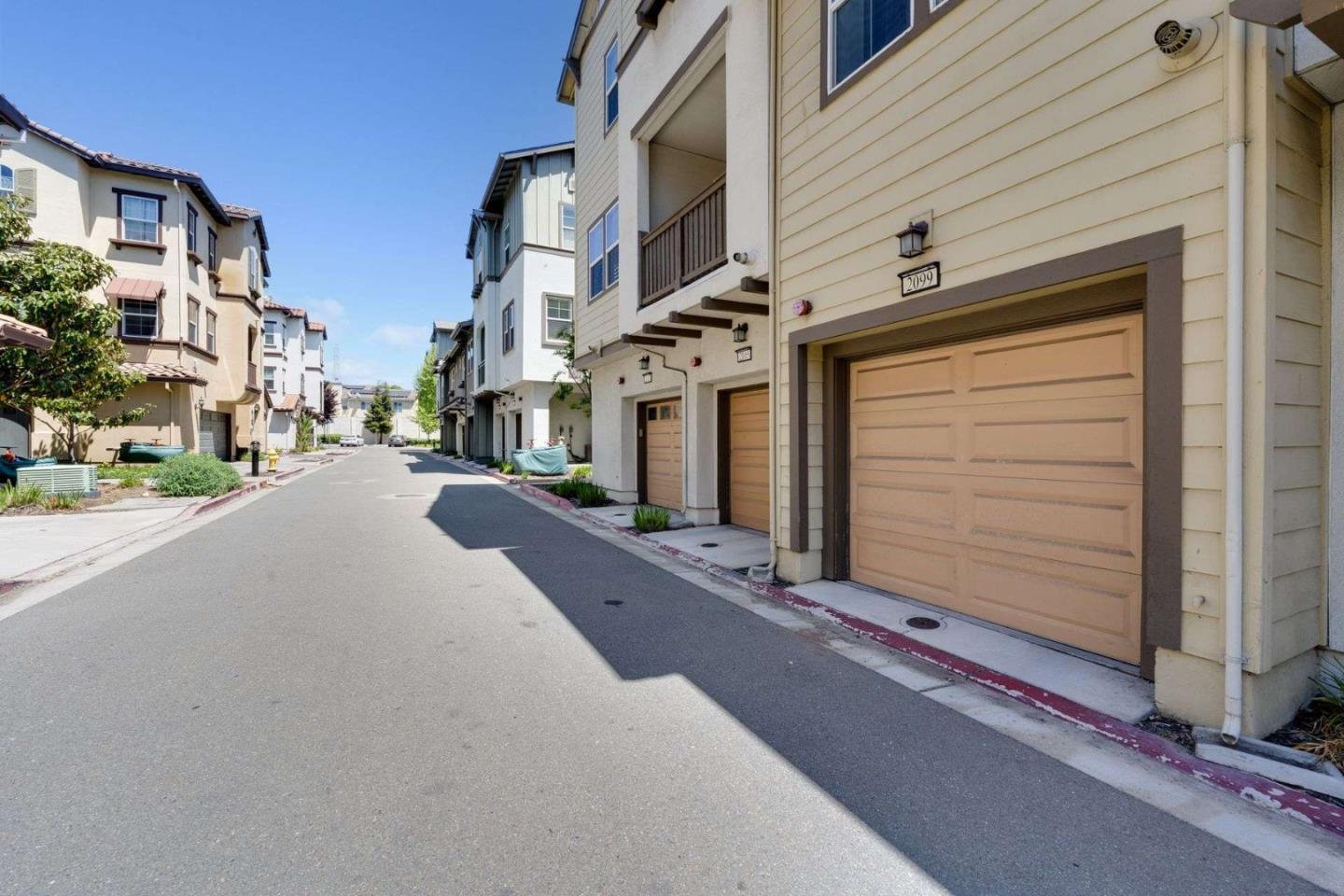 Detail Gallery Image 25 of 28 For 2099 Vincenzo, San Jose,  CA 95133 - 3 Beds | 3 Baths