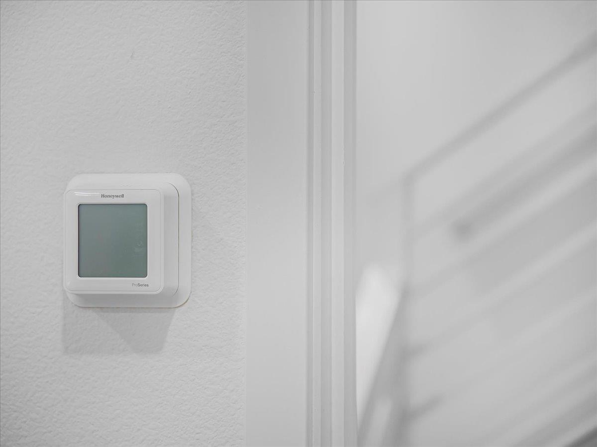 Detail Gallery Image 25 of 73 For 813 Galt Ter #3,  Sunnyvale,  CA 94085 - 3 Beds | 3/1 Baths