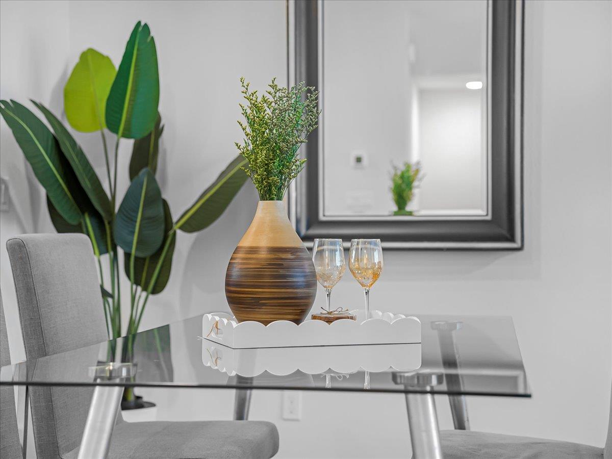 Detail Gallery Image 30 of 73 For 813 Galt Ter #3,  Sunnyvale,  CA 94085 - 3 Beds | 3/1 Baths