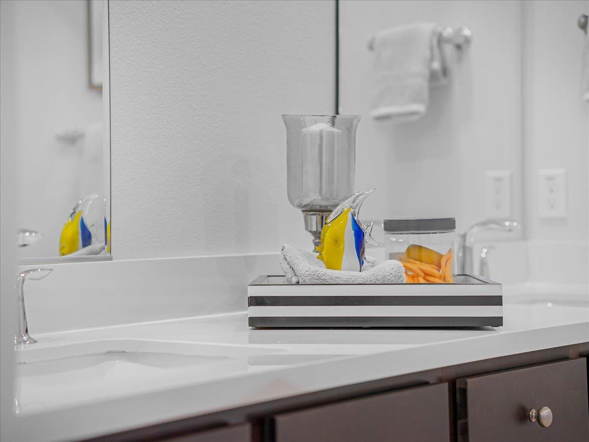 Detail Gallery Image 39 of 73 For 813 Galt Ter #3,  Sunnyvale,  CA 94085 - 3 Beds | 3/1 Baths