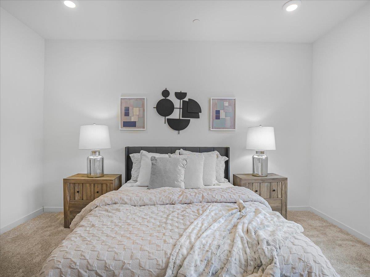 Detail Gallery Image 44 of 73 For 813 Galt Ter #3,  Sunnyvale,  CA 94085 - 3 Beds | 3/1 Baths