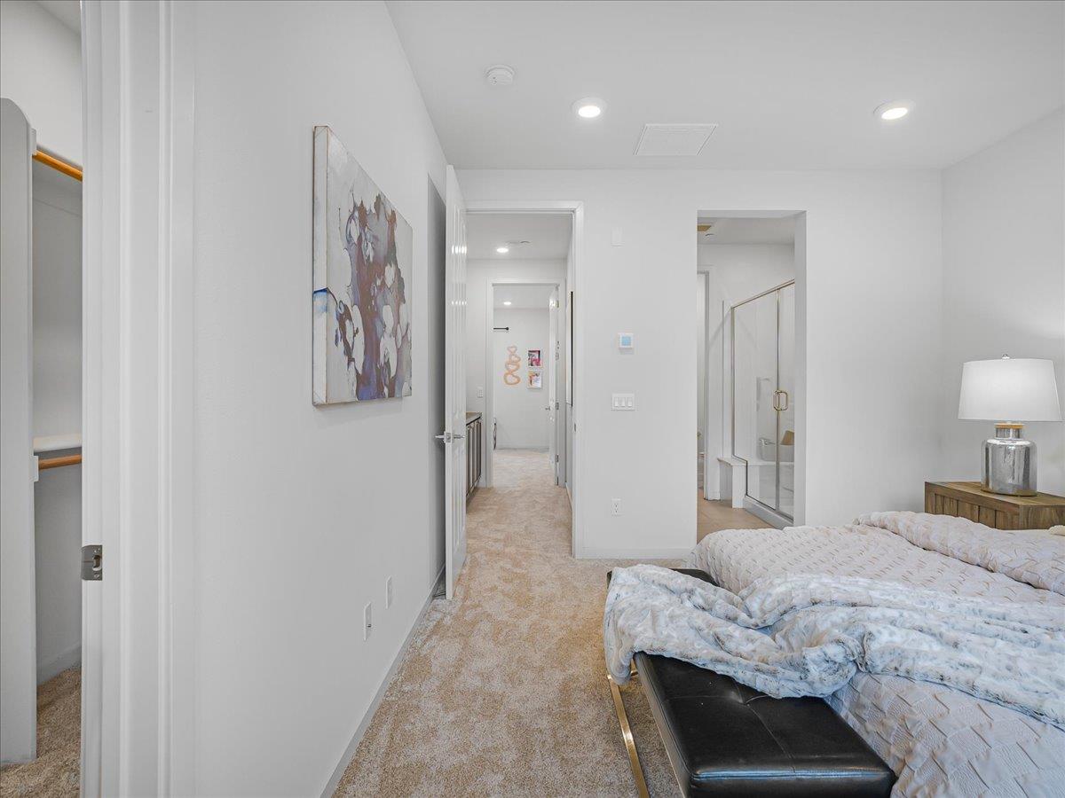 Detail Gallery Image 45 of 73 For 813 Galt Ter #3,  Sunnyvale,  CA 94085 - 3 Beds | 3/1 Baths
