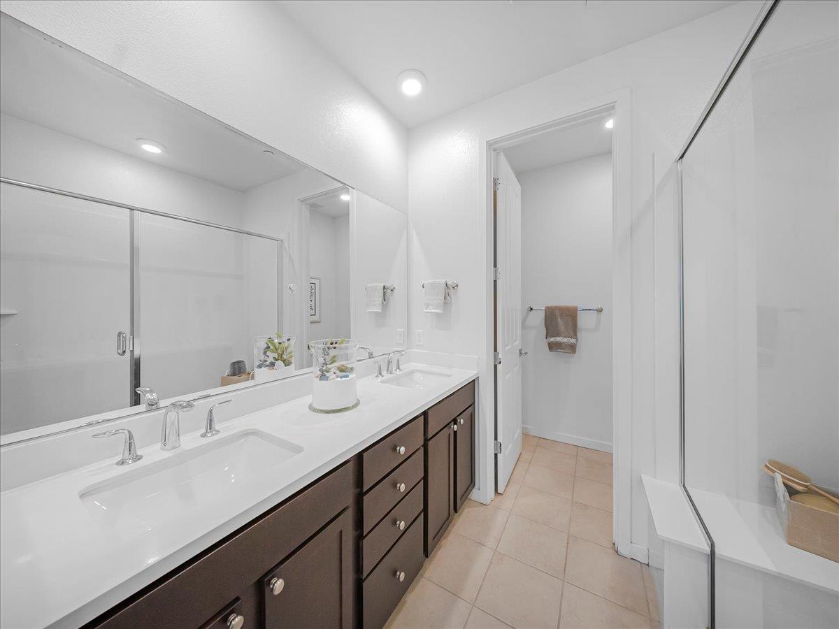 Detail Gallery Image 54 of 73 For 813 Galt Ter #3,  Sunnyvale,  CA 94085 - 3 Beds | 3/1 Baths