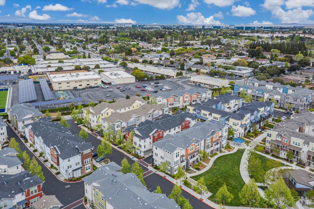 Detail Gallery Image 70 of 73 For 813 Galt Ter #3,  Sunnyvale,  CA 94085 - 3 Beds | 3/1 Baths