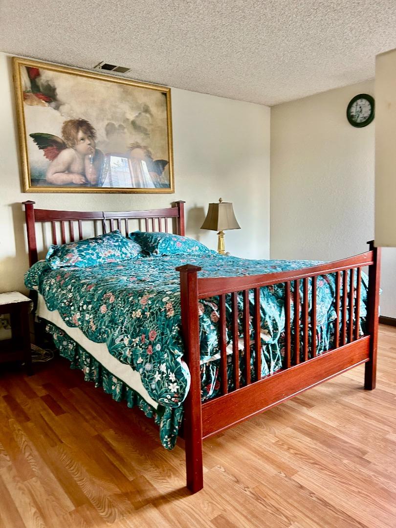 Detail Gallery Image 21 of 35 For 2071 Sunset View Pl, San Jose,  CA 95116 - 4 Beds | 2/1 Baths