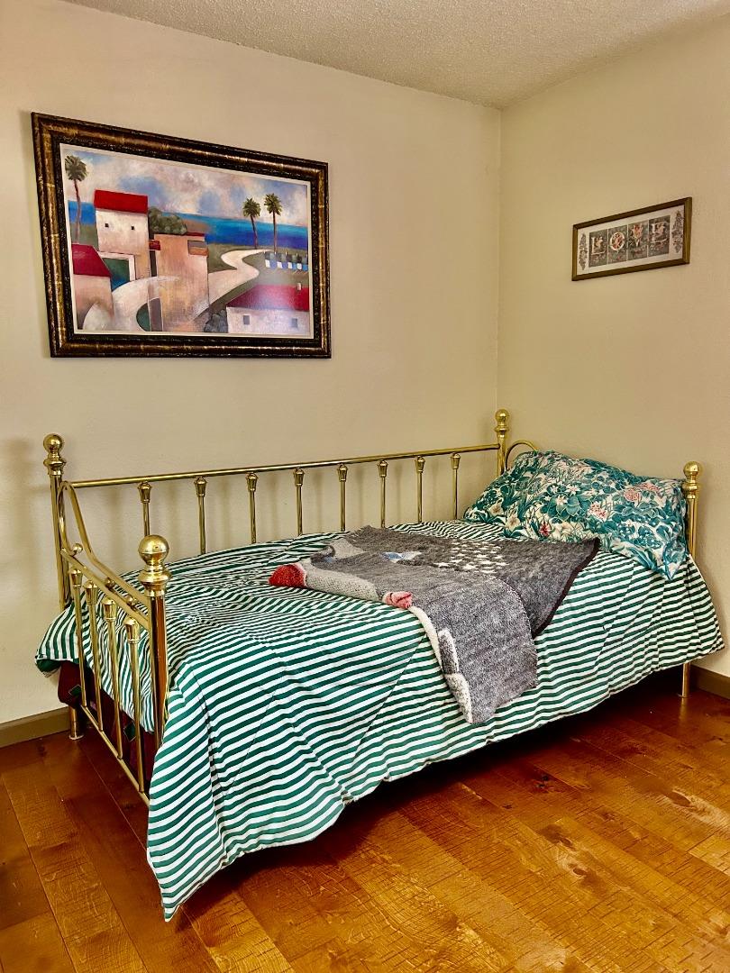 Detail Gallery Image 23 of 35 For 2071 Sunset View Pl, San Jose,  CA 95116 - 4 Beds | 2/1 Baths