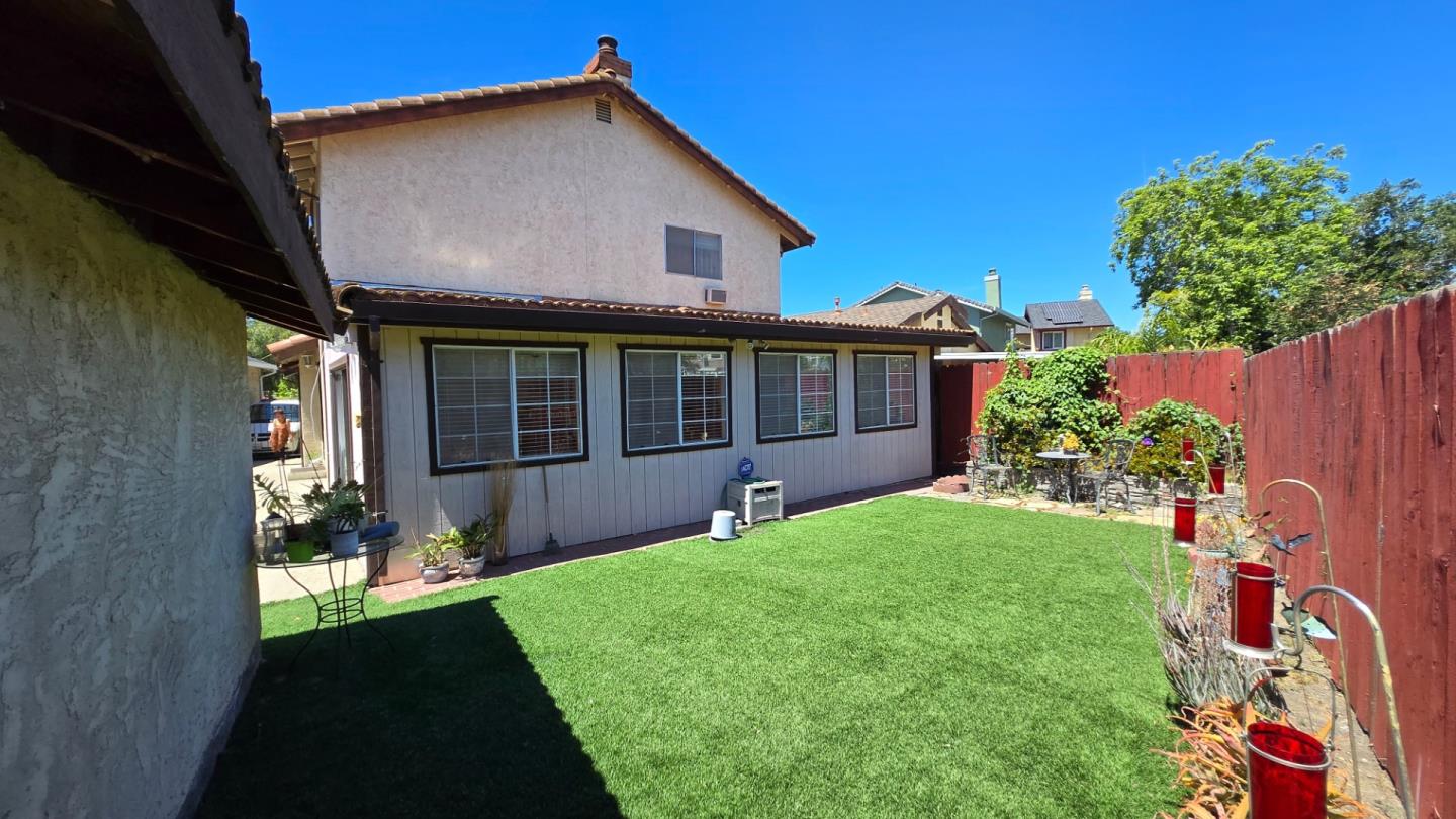 Detail Gallery Image 59 of 63 For 2071 Sunset View Pl, San Jose,  CA 95116 - 4 Beds | 2/1 Baths