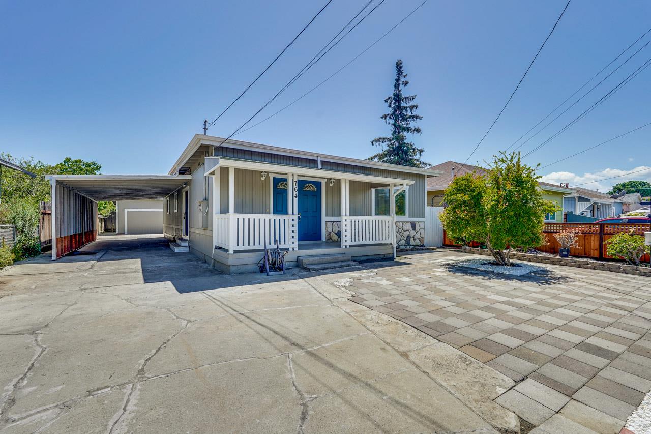 Detail Gallery Image 1 of 52 For 764 4th Ave, Redwood City,  CA 94063 - 5 Beds | 3 Baths