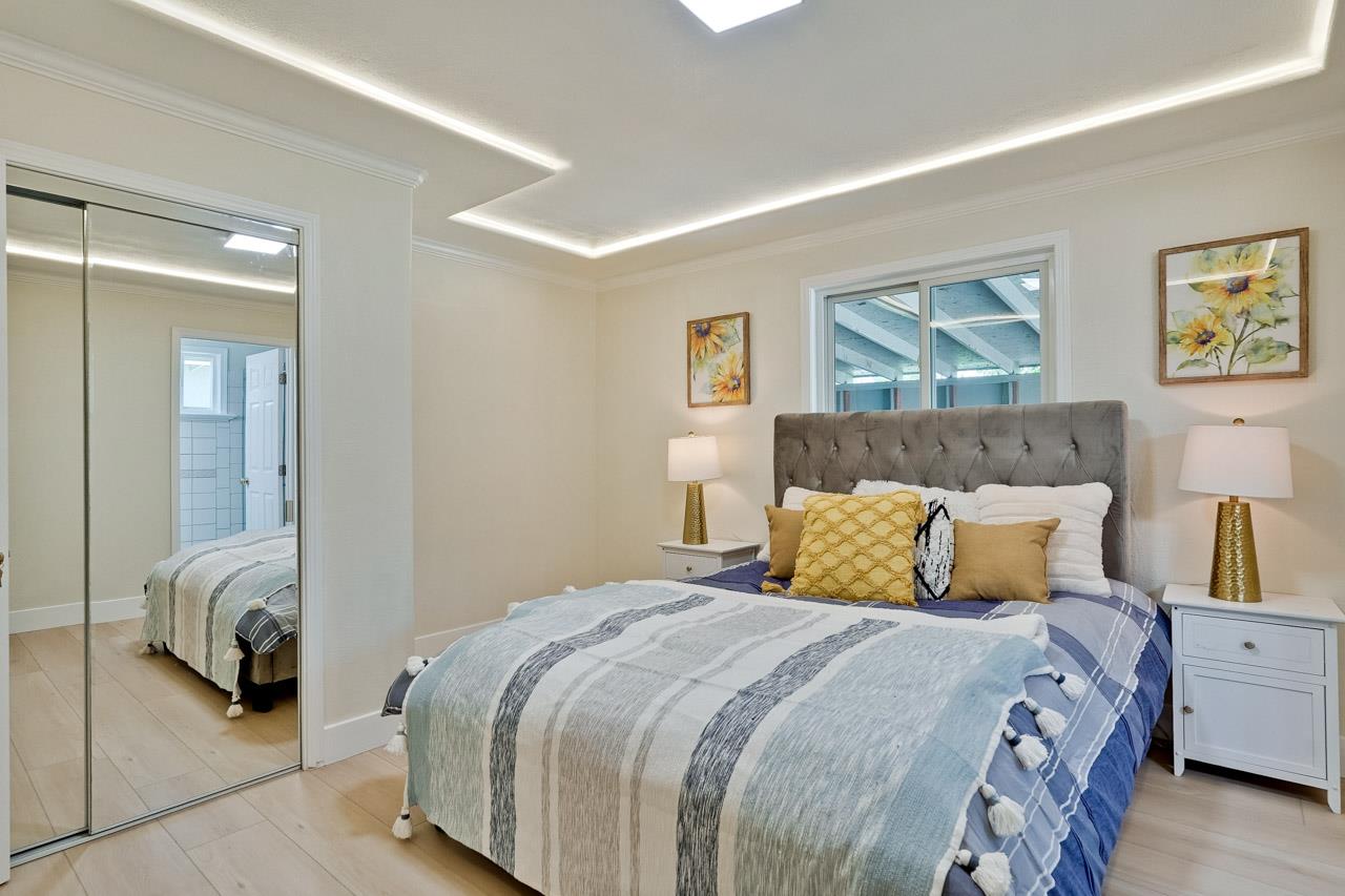 Detail Gallery Image 21 of 52 For 764 4th Ave, Redwood City,  CA 94063 - 5 Beds | 3 Baths