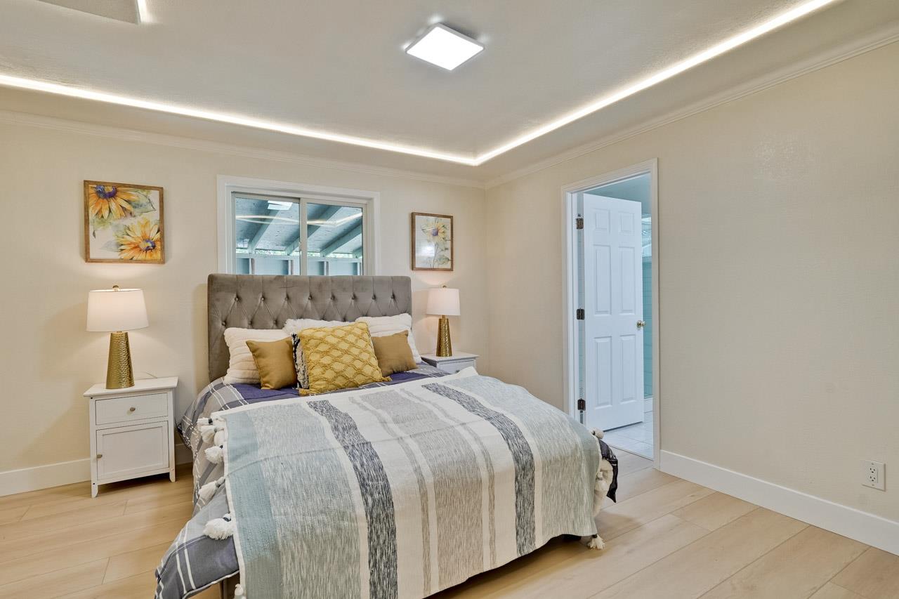 Detail Gallery Image 22 of 52 For 764 4th Ave, Redwood City,  CA 94063 - 5 Beds | 3 Baths