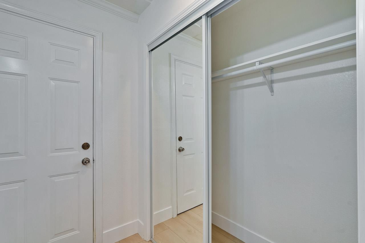 Detail Gallery Image 34 of 52 For 764 4th Ave, Redwood City,  CA 94063 - 5 Beds | 3 Baths