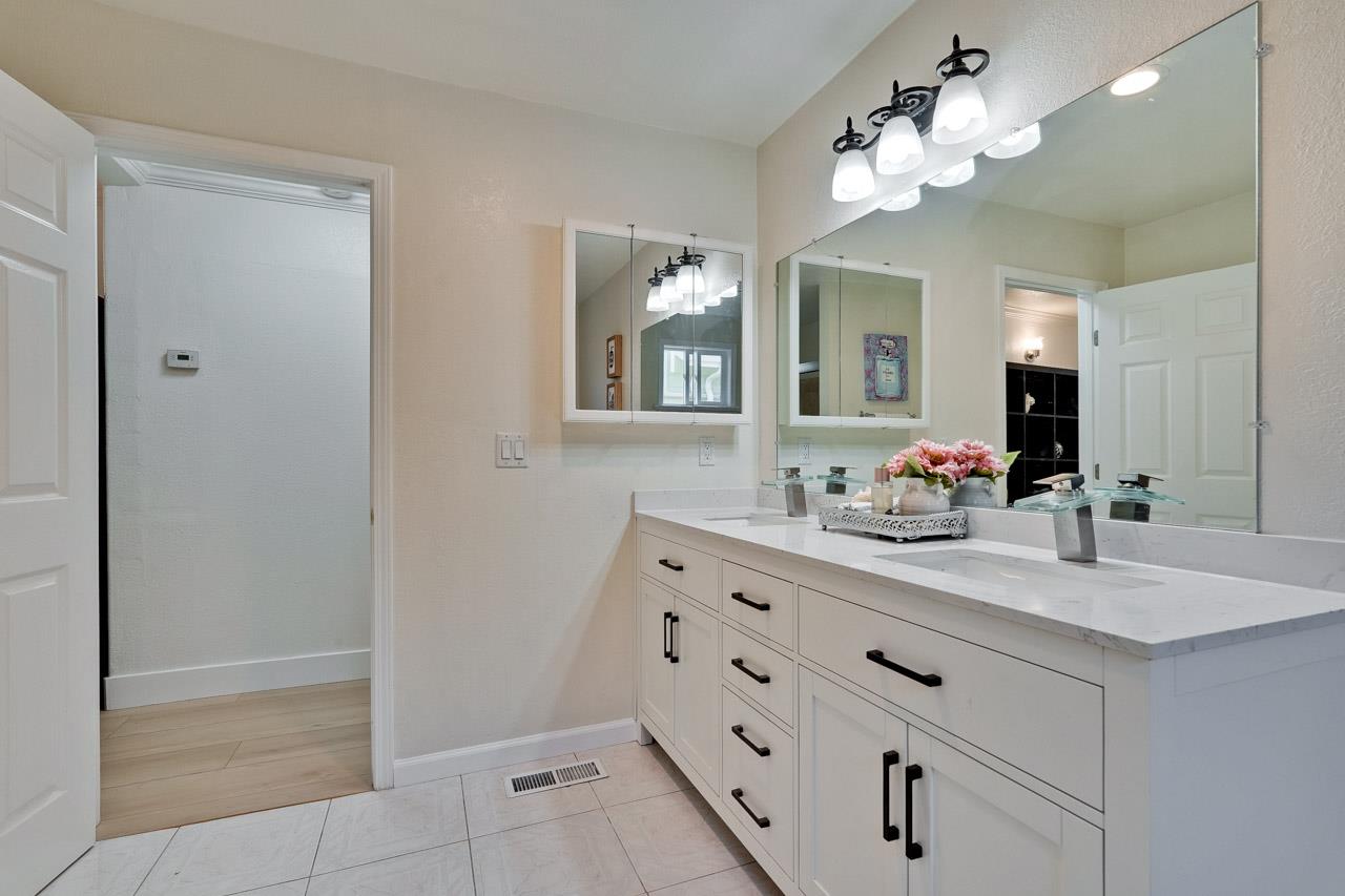 Detail Gallery Image 38 of 52 For 764 4th Ave, Redwood City,  CA 94063 - 5 Beds | 3 Baths