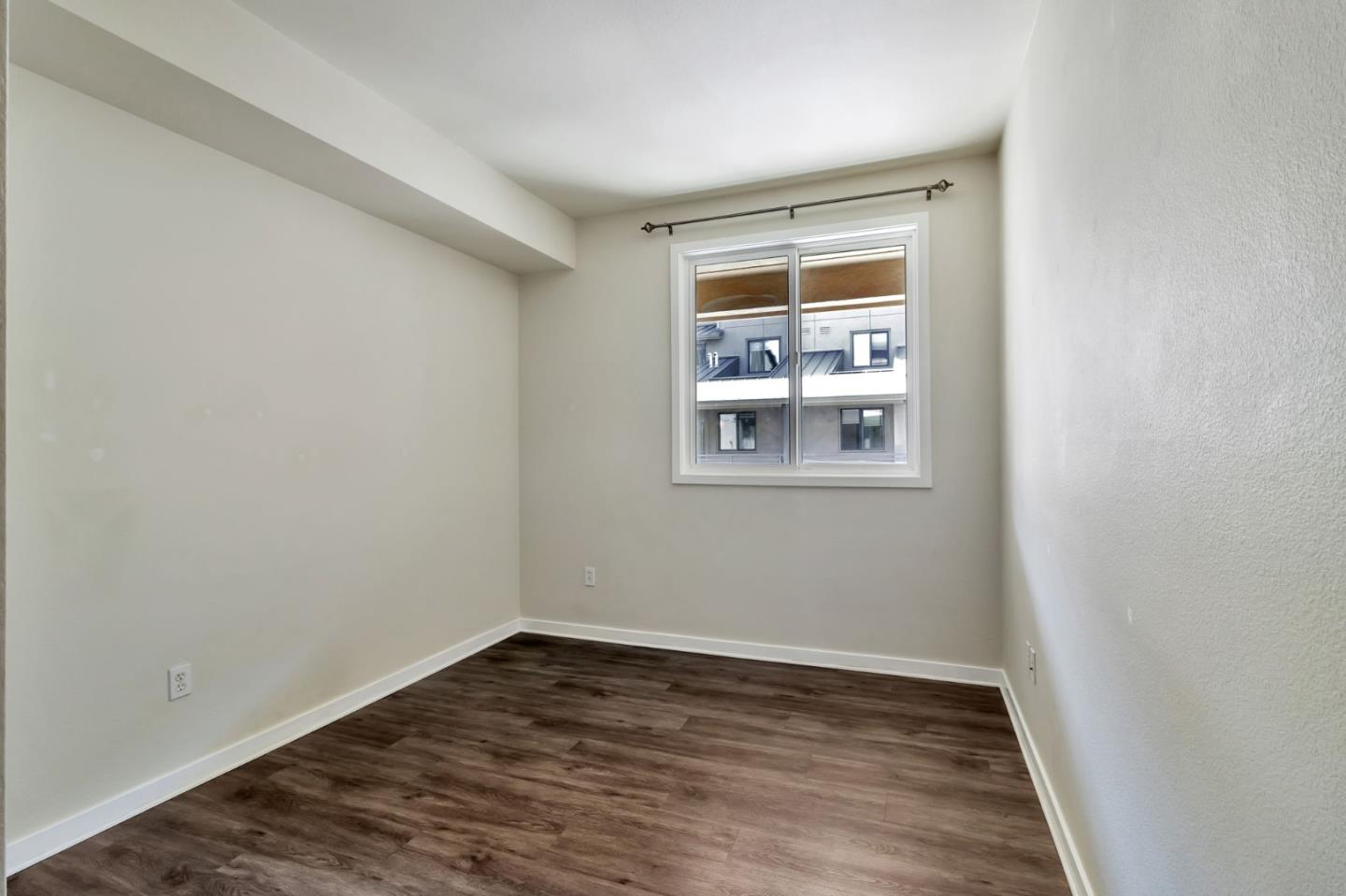Detail Gallery Image 13 of 21 For 2925 Glascock St, Oakland,  CA 94601 - 2 Beds | 2 Baths