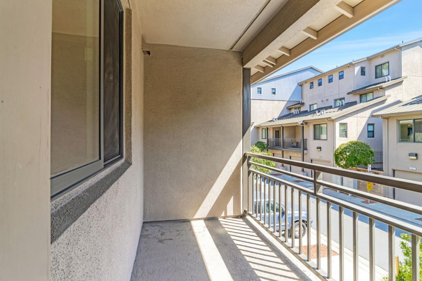 Detail Gallery Image 19 of 21 For 2925 Glascock St, Oakland,  CA 94601 - 2 Beds | 2 Baths