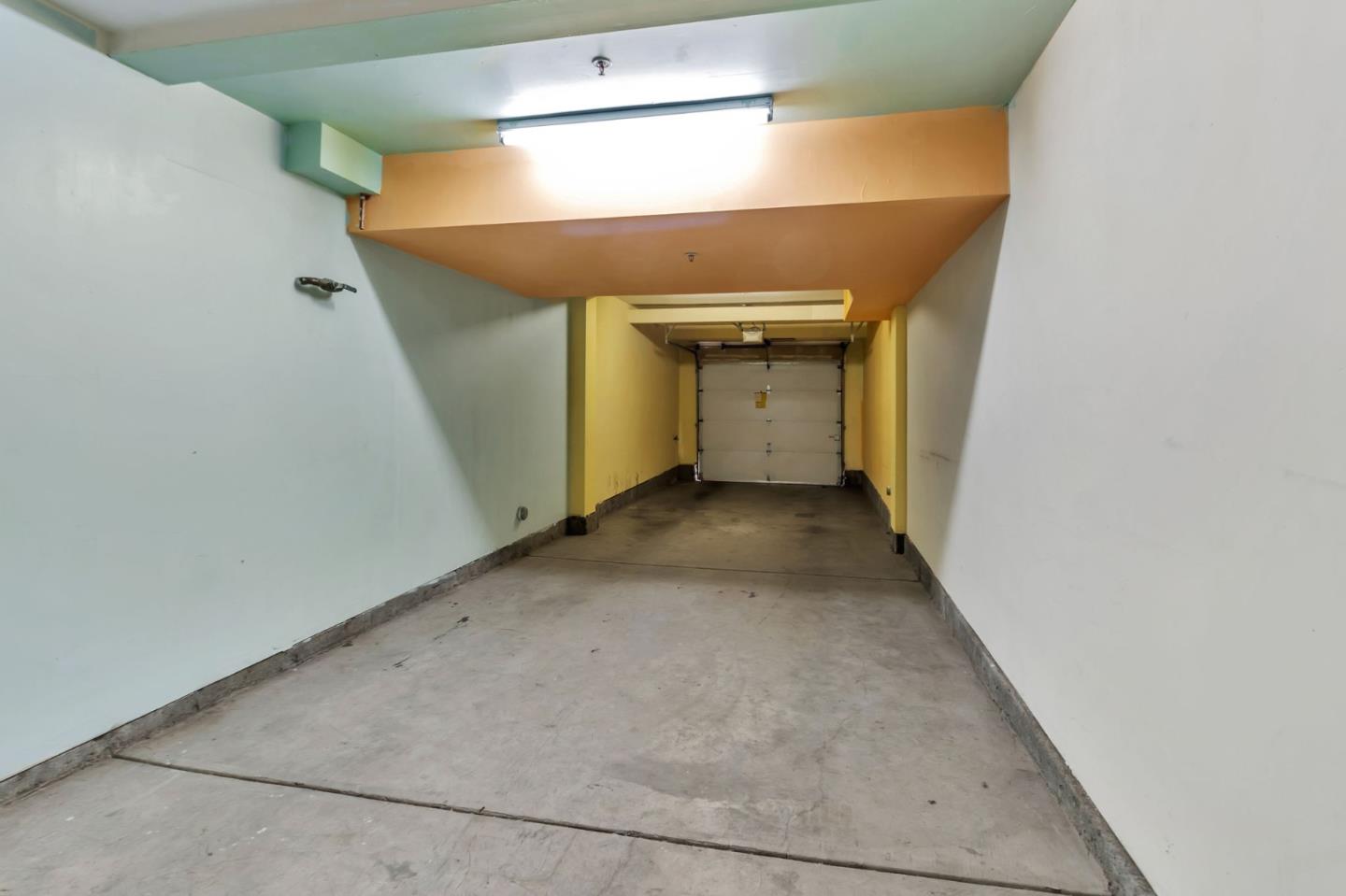 Detail Gallery Image 20 of 21 For 2925 Glascock St, Oakland,  CA 94601 - 2 Beds | 2 Baths
