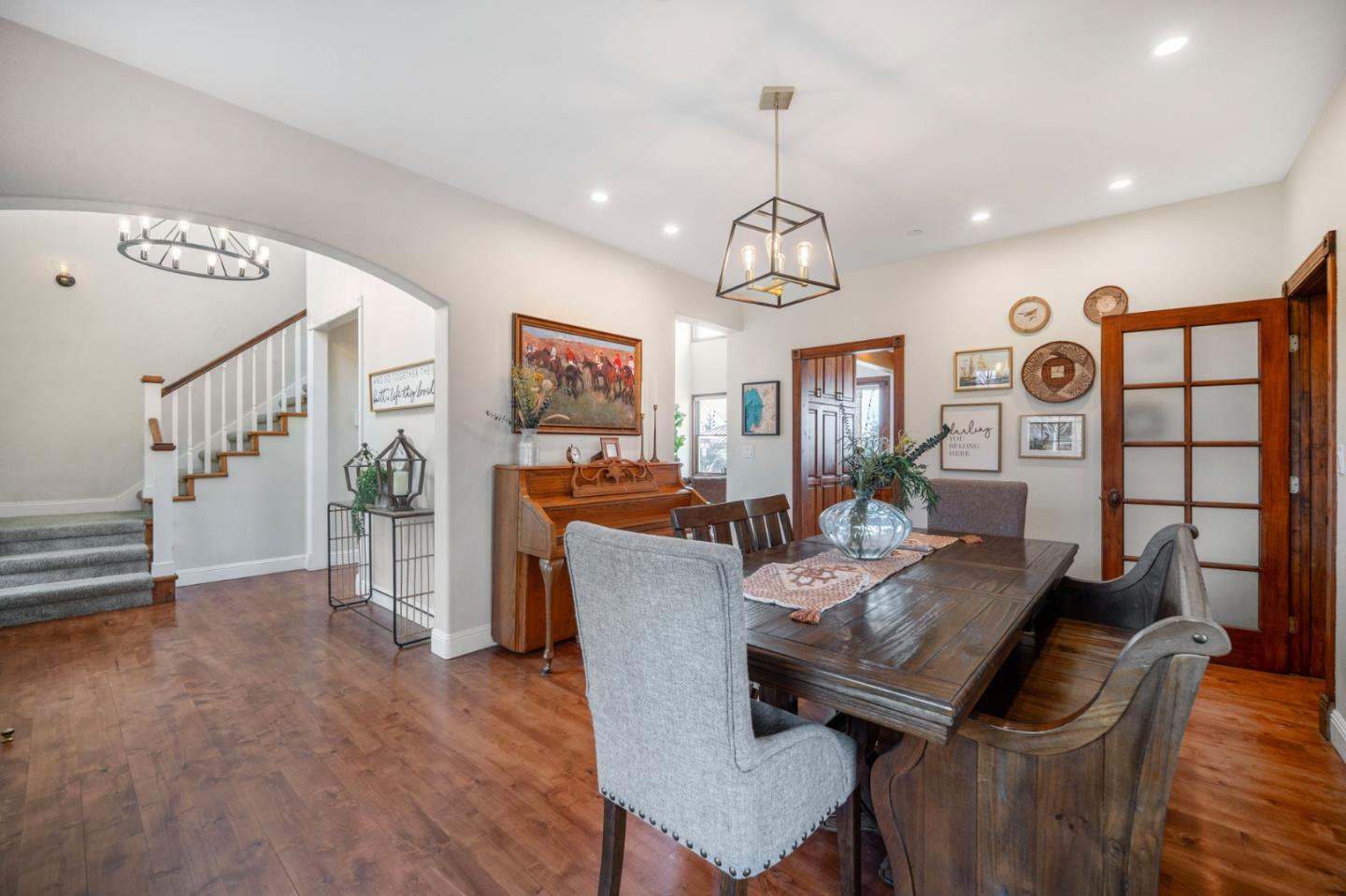 Detail Gallery Image 12 of 40 For 2760 Leavesley Rd, Gilroy,  CA 95020 - 5 Beds | 3/1 Baths