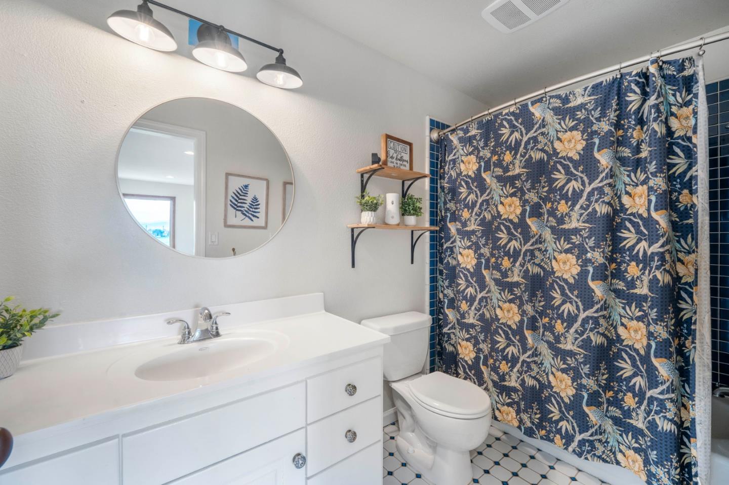 Detail Gallery Image 21 of 40 For 2760 Leavesley Rd, Gilroy,  CA 95020 - 5 Beds | 3/1 Baths