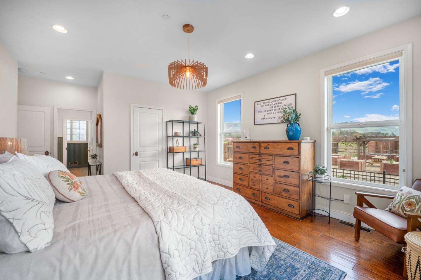 Detail Gallery Image 24 of 40 For 2760 Leavesley Rd, Gilroy,  CA 95020 - 5 Beds | 3/1 Baths