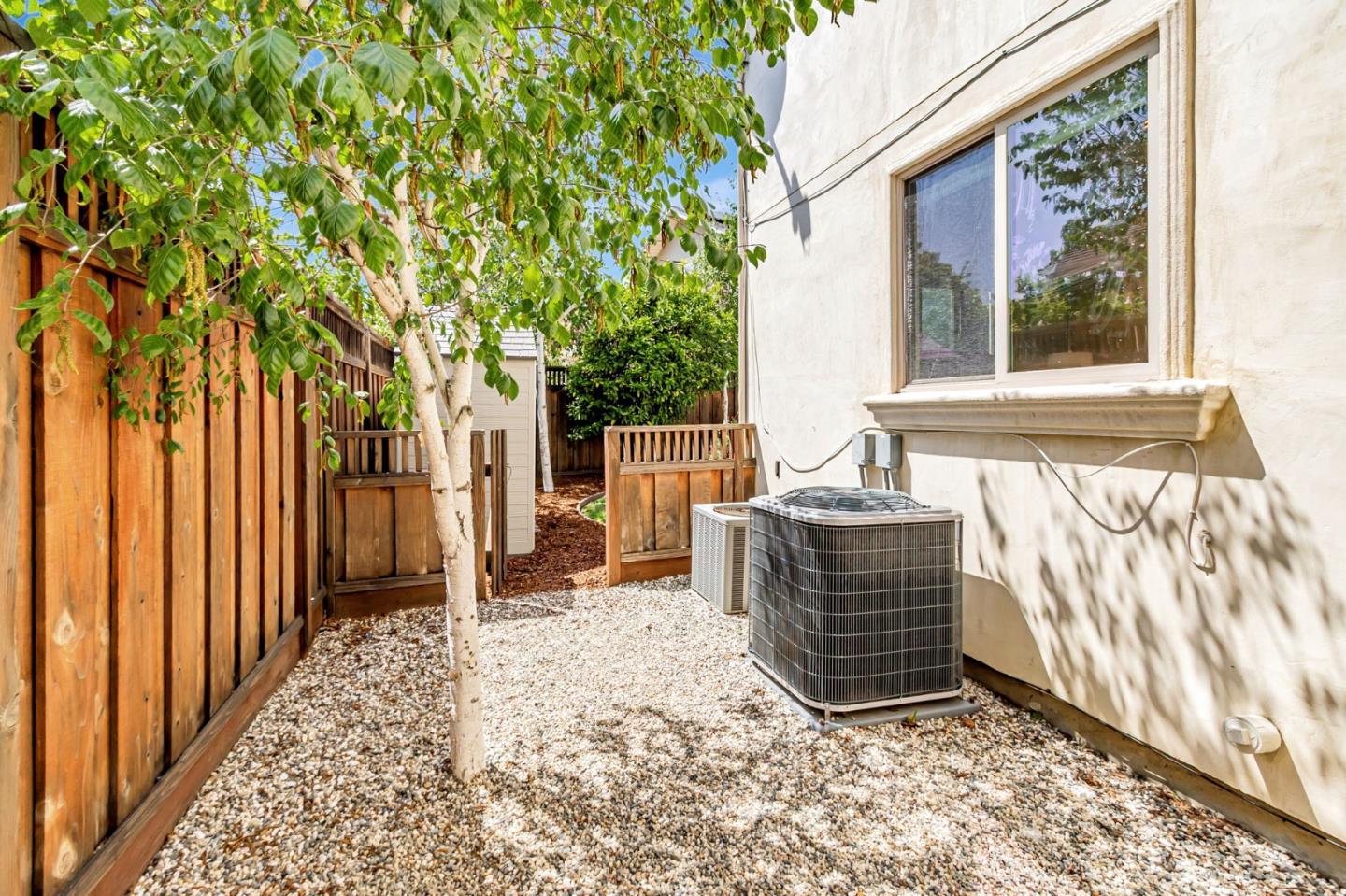 Detail Gallery Image 67 of 75 For 878 Sierra Vista Ave, Mountain View,  CA 94043 - 4 Beds | 3 Baths