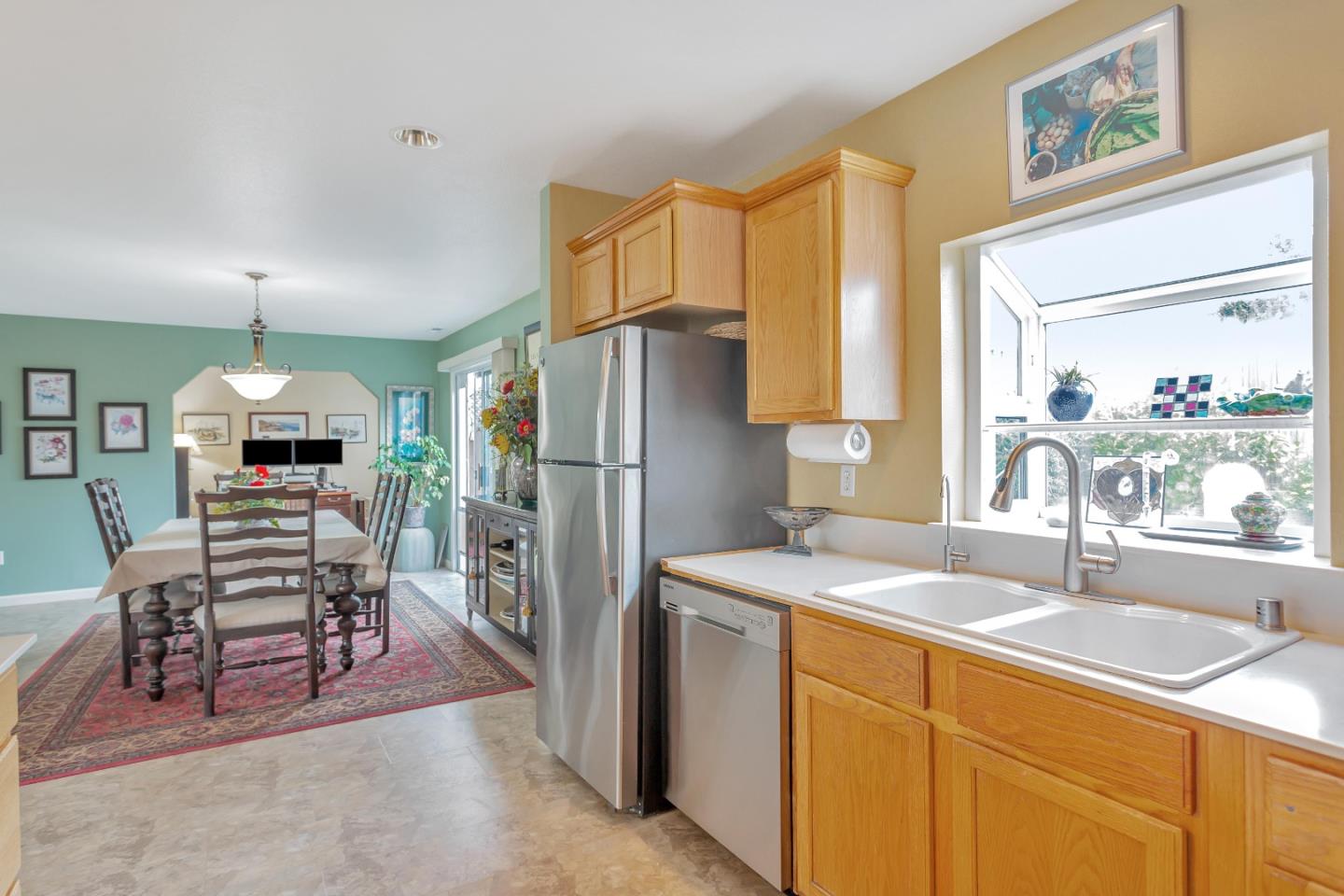 Detail Gallery Image 14 of 41 For 1336 Luxton St, Seaside,  CA 93955 - 3 Beds | 2 Baths