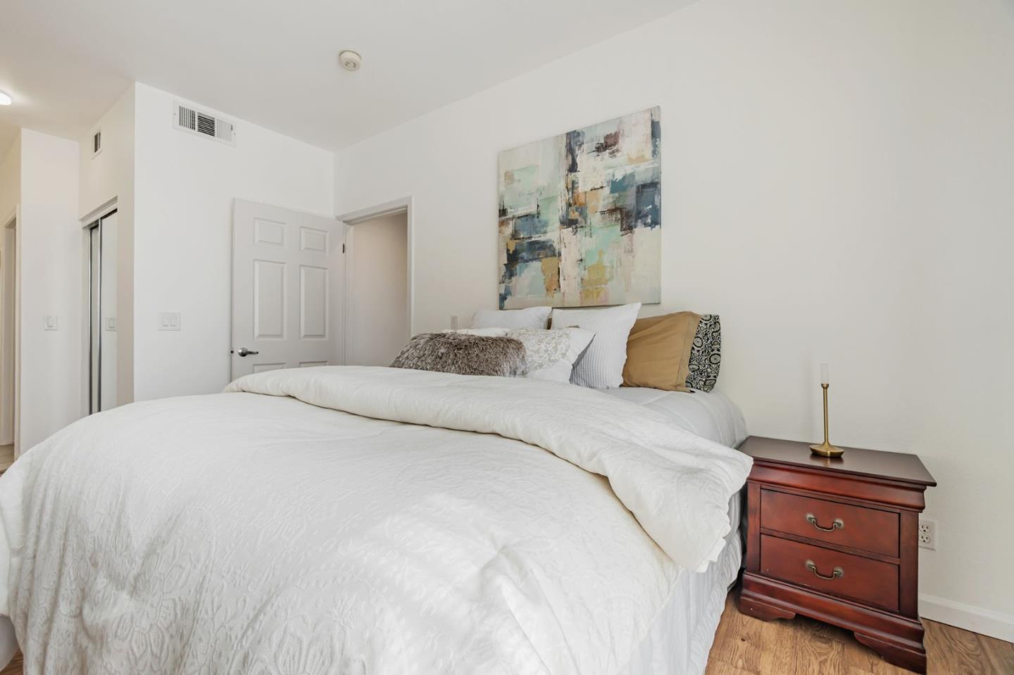 Detail Gallery Image 25 of 37 For 1400 El Camino Real #208,  South San Francisco,  CA 94080 - 2 Beds | 2 Baths