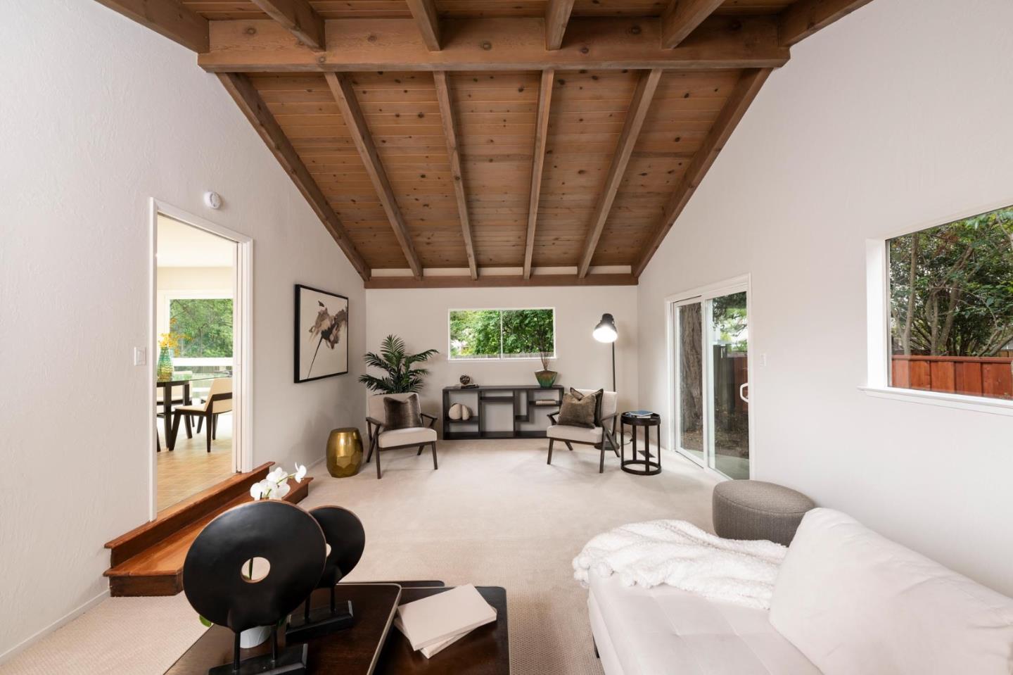 Detail Gallery Image 10 of 29 For 2131 Balmoral Ct, San Mateo,  CA 94403 - 4 Beds | 2/1 Baths