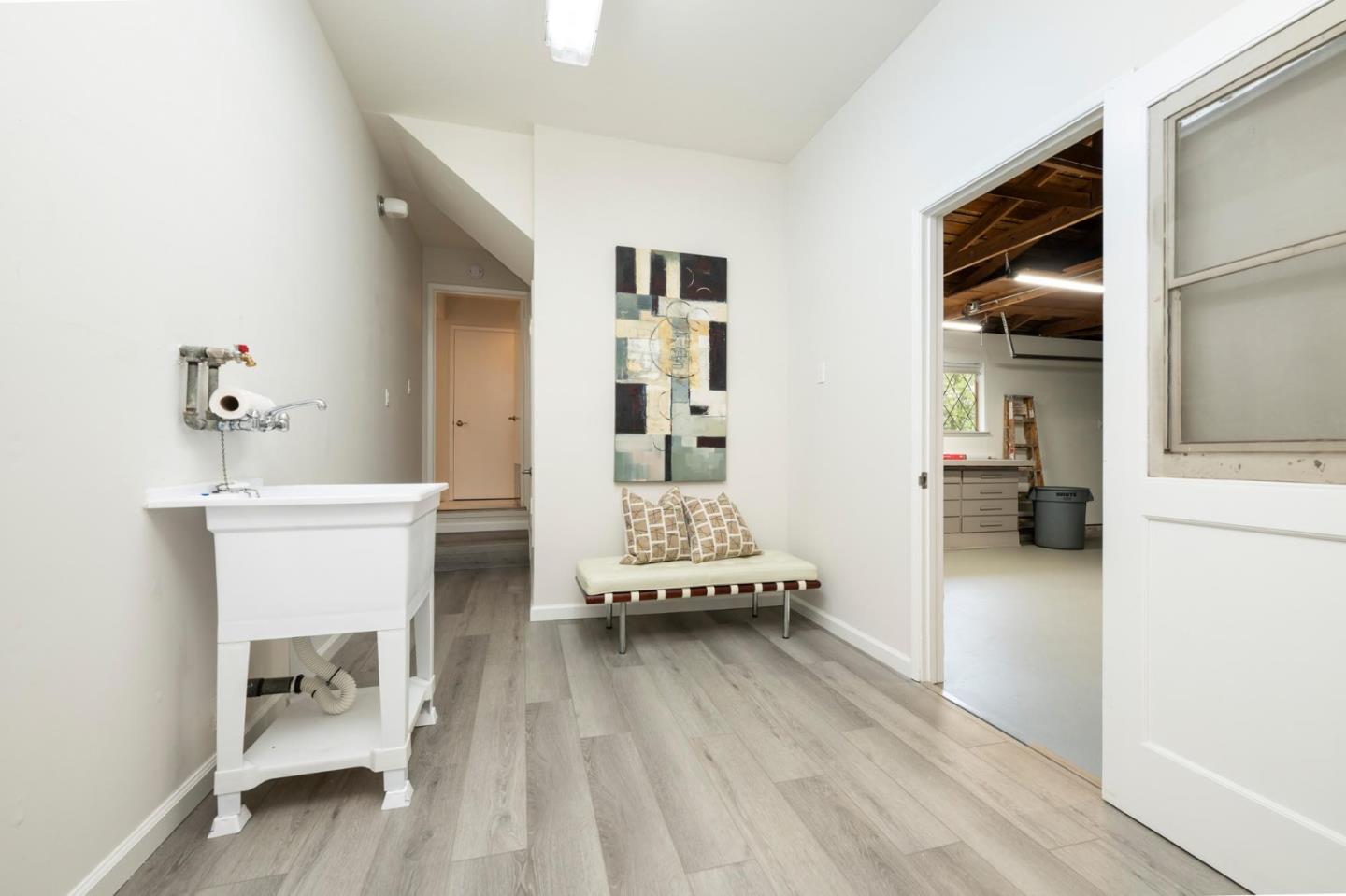 Detail Gallery Image 20 of 29 For 2131 Balmoral Ct, San Mateo,  CA 94403 - 4 Beds | 2/1 Baths