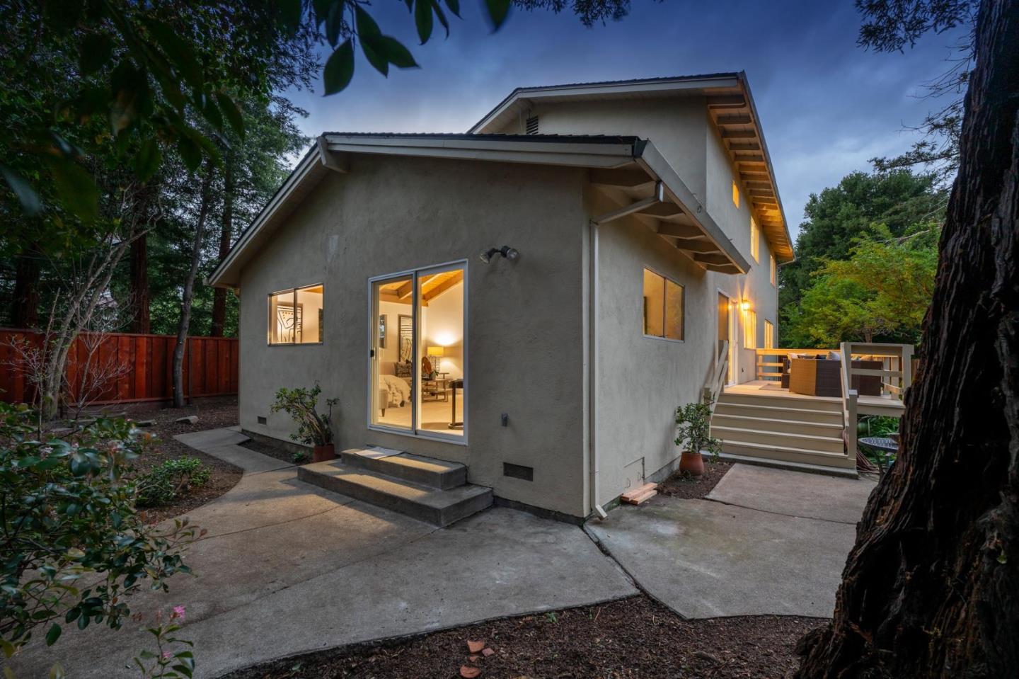 Detail Gallery Image 27 of 29 For 2131 Balmoral Ct, San Mateo,  CA 94403 - 4 Beds | 2/1 Baths