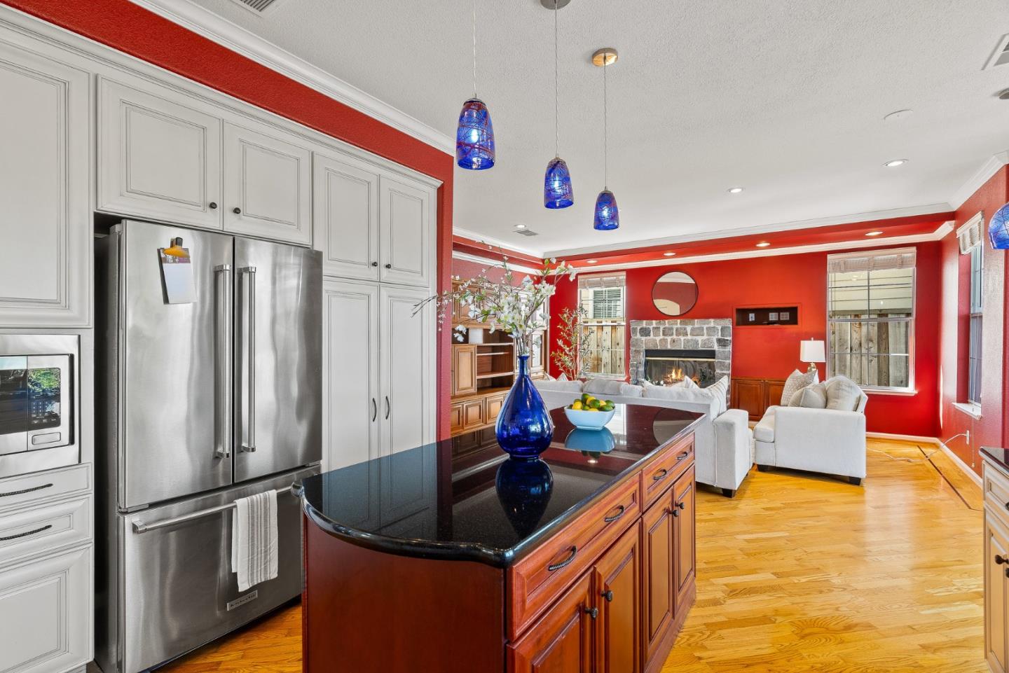 Detail Gallery Image 10 of 54 For 986 Governors Bay Dr, Redwood City,  CA 94065 - 4 Beds | 3 Baths