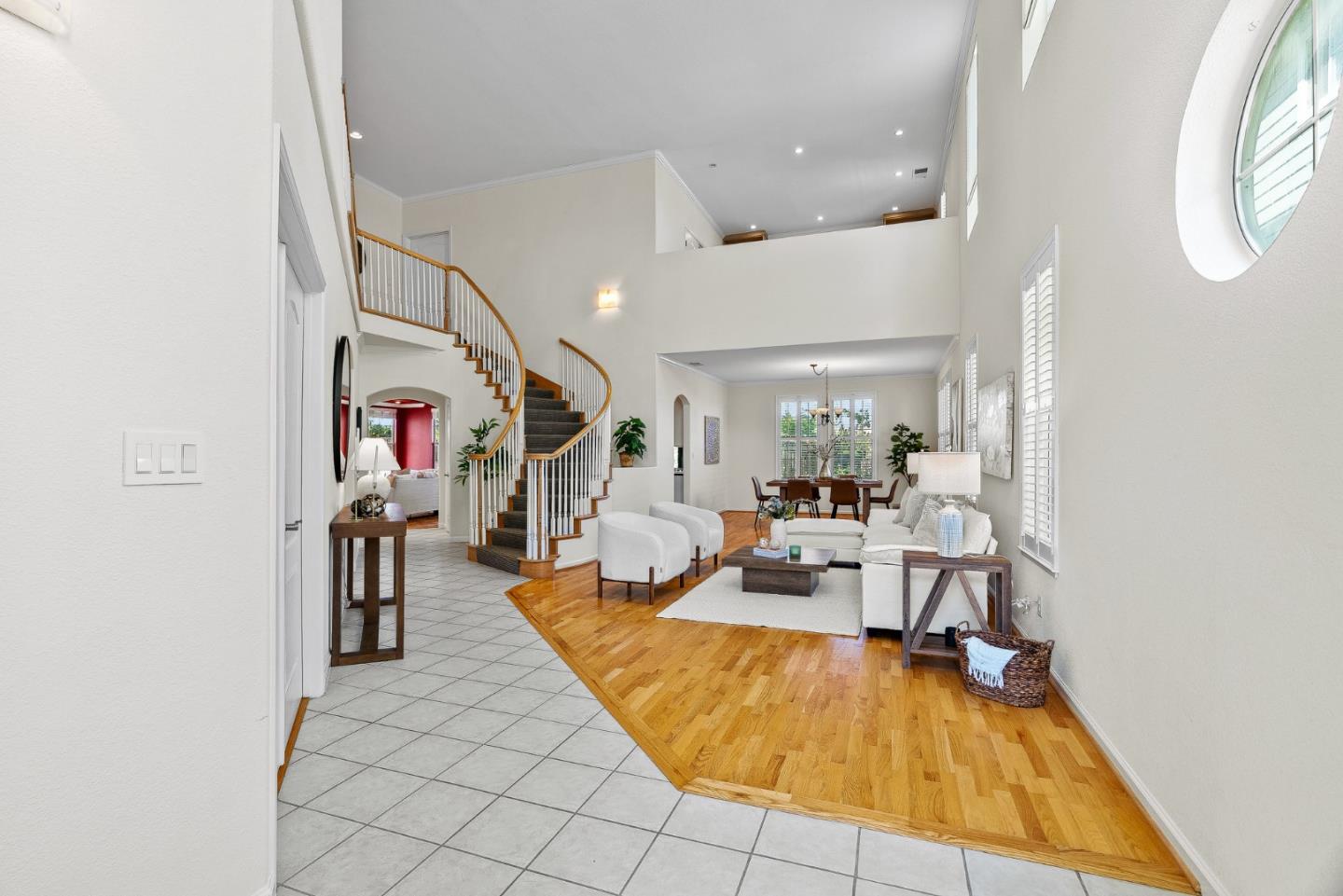 Detail Gallery Image 4 of 54 For 986 Governors Bay Dr, Redwood City,  CA 94065 - 4 Beds | 3 Baths