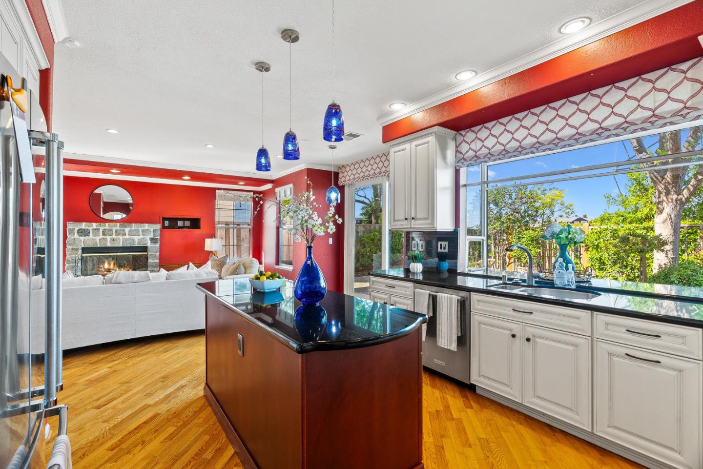 Detail Gallery Image 9 of 54 For 986 Governors Bay Dr, Redwood City,  CA 94065 - 4 Beds | 3 Baths