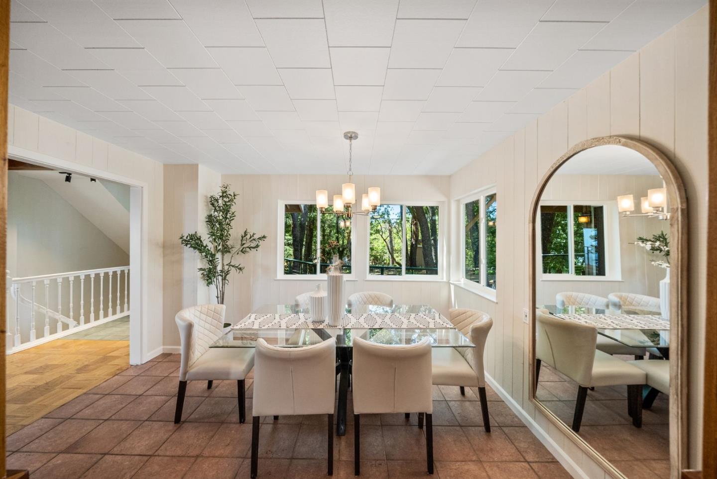 Detail Gallery Image 10 of 61 For 20243 Beatty Ridge Rd, Los Gatos,  CA 95033 - 3 Beds | 2/1 Baths