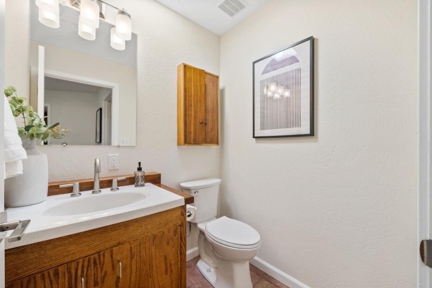 Detail Gallery Image 25 of 61 For 20243 Beatty Ridge Rd, Los Gatos,  CA 95033 - 3 Beds | 2/1 Baths