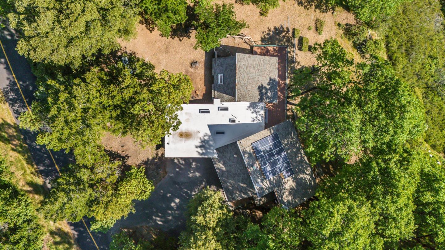 Detail Gallery Image 49 of 61 For 20243 Beatty Ridge Rd, Los Gatos,  CA 95033 - 3 Beds | 2/1 Baths