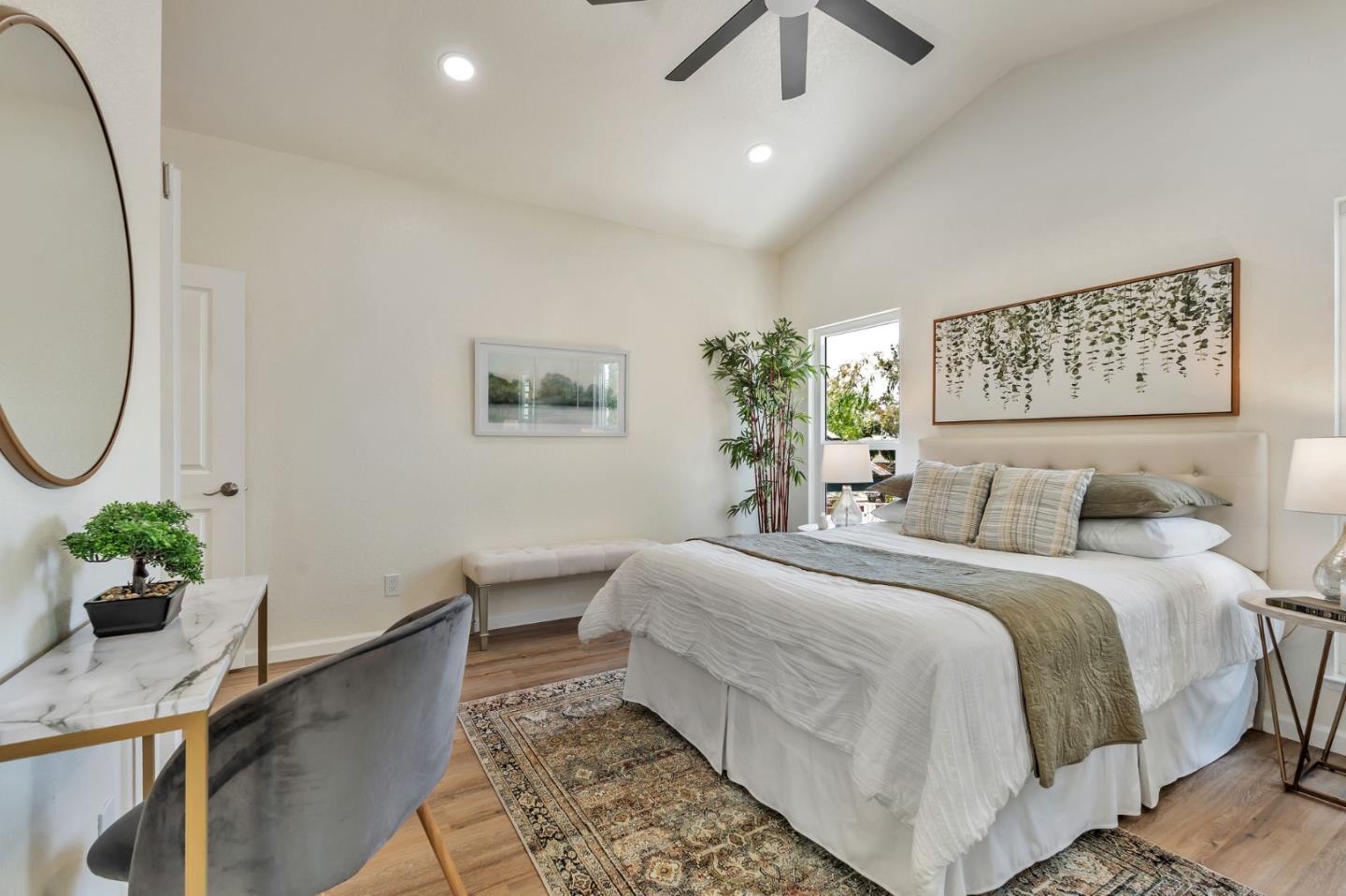 Detail Gallery Image 22 of 44 For 235 N 1st St, Los Banos,  CA 93635 - 4 Beds | 3 Baths