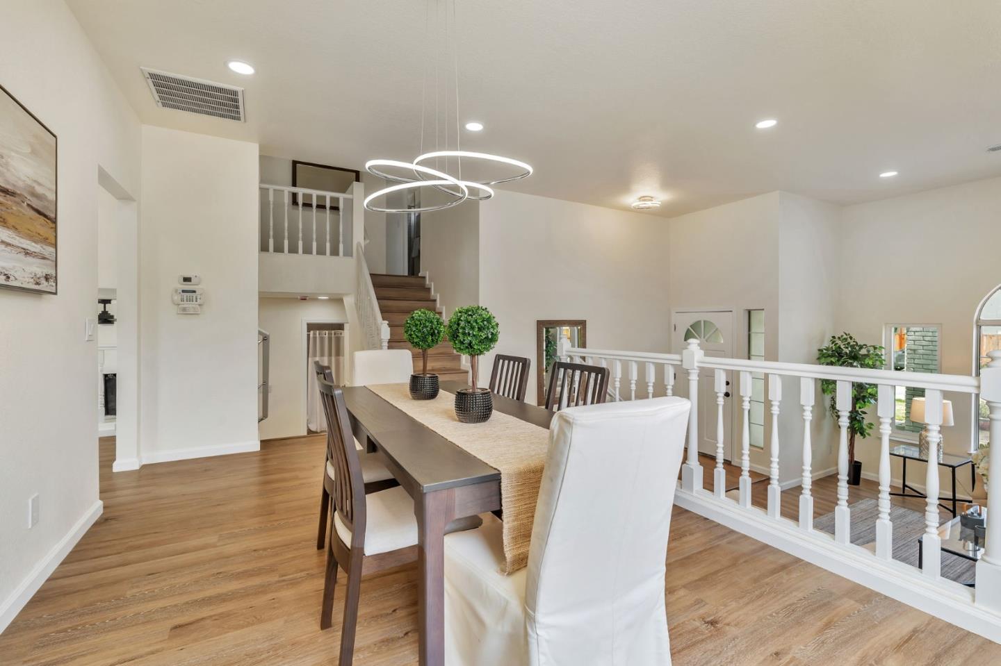 Detail Gallery Image 26 of 44 For 235 N 1st St, Los Banos,  CA 93635 - 4 Beds | 3 Baths